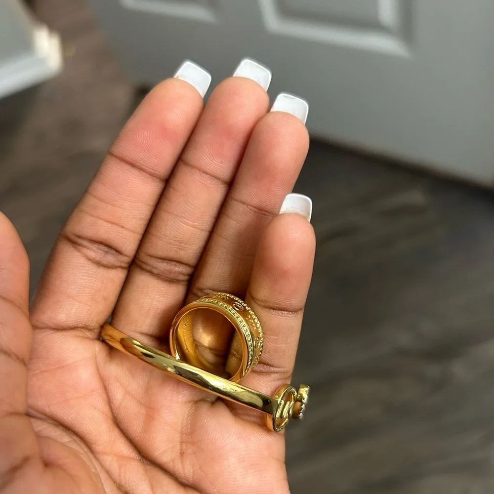 Micheal kors ring and bracelet jewelry set - Picture 4 of 9